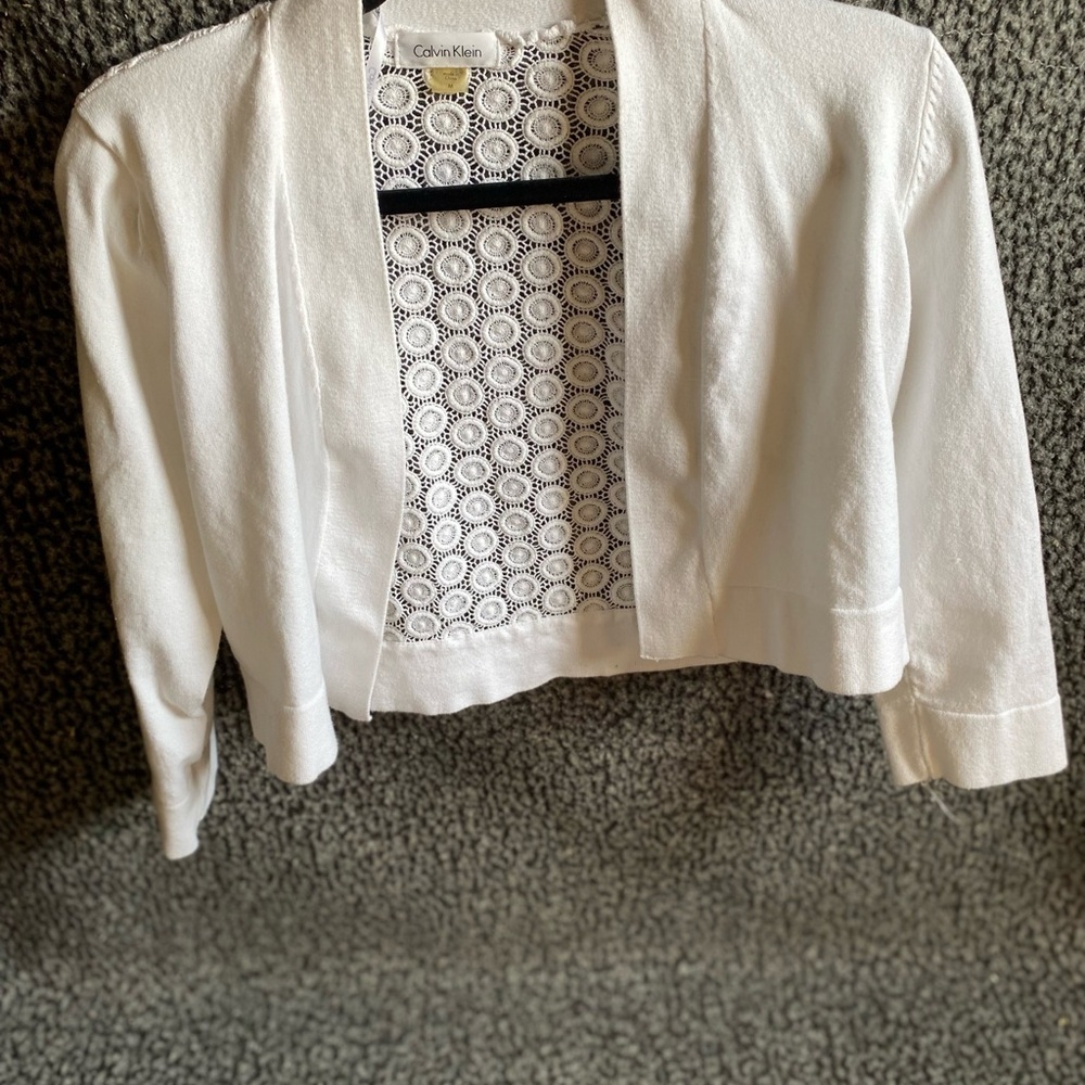 Calvin Klein White Cropped Open-Front sweater with Lace Back - Picture 3 of 8